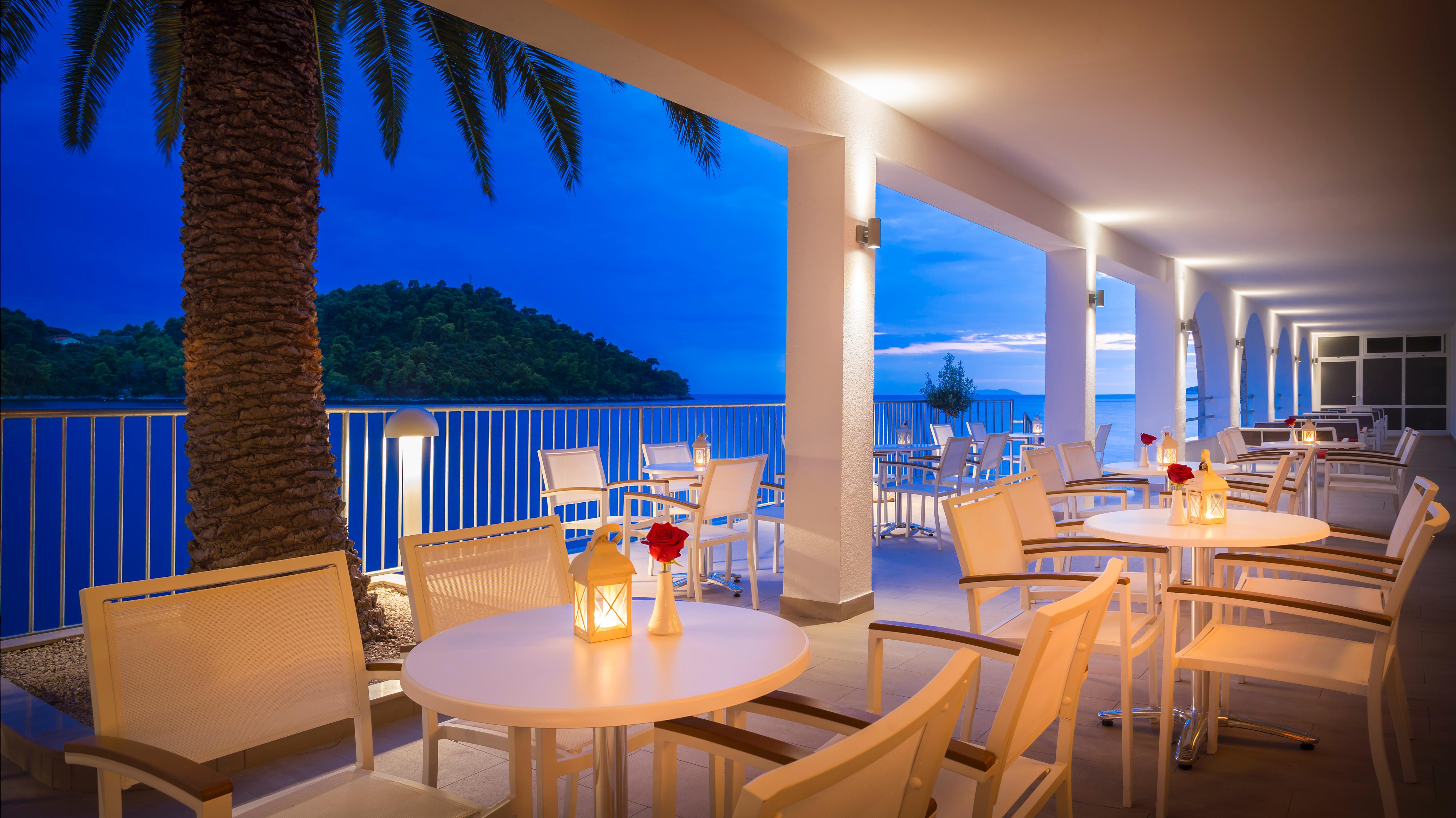 Aminess Younique Lume Hotel Brna Ngoại thất bức ảnh