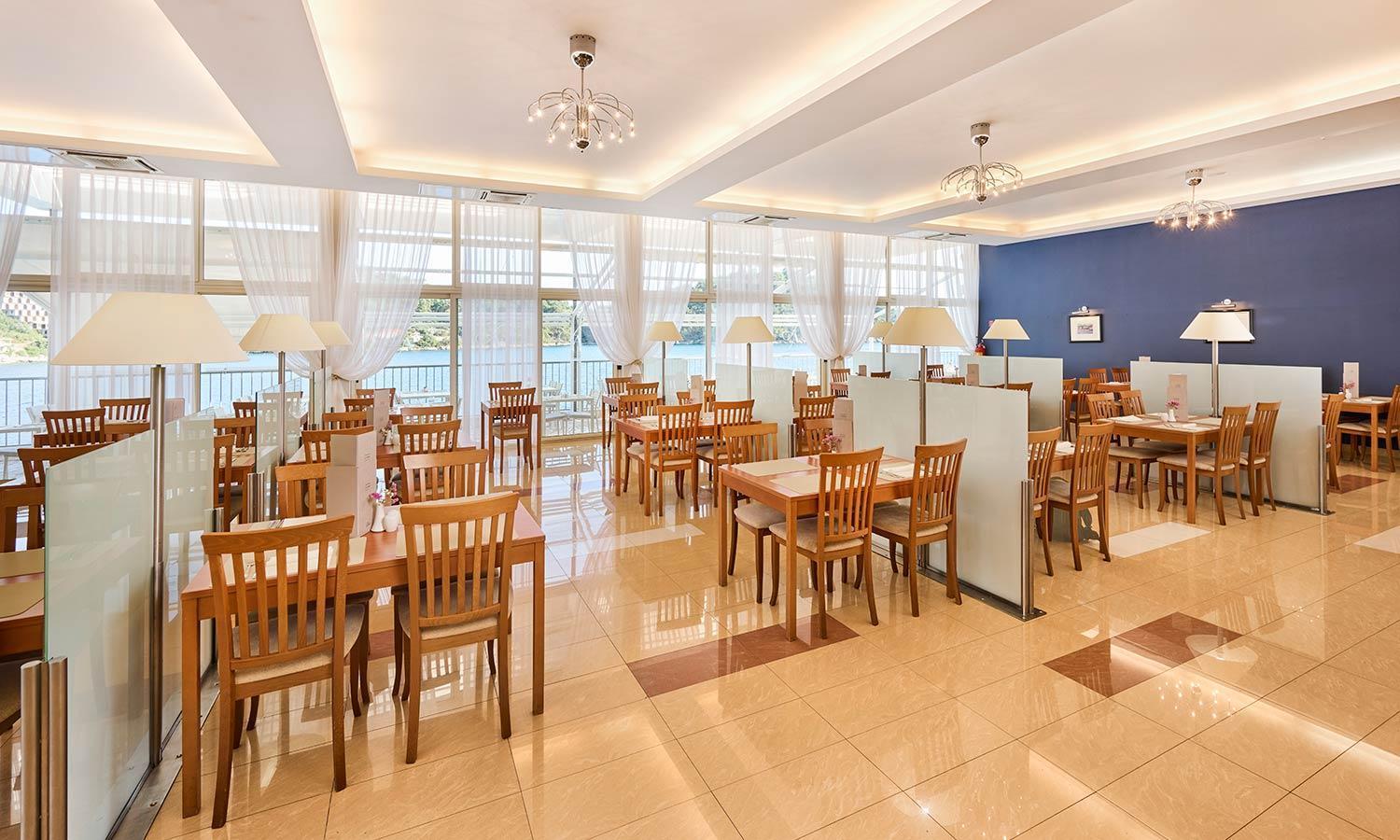 Aminess Younique Lume Hotel Brna Ngoại thất bức ảnh